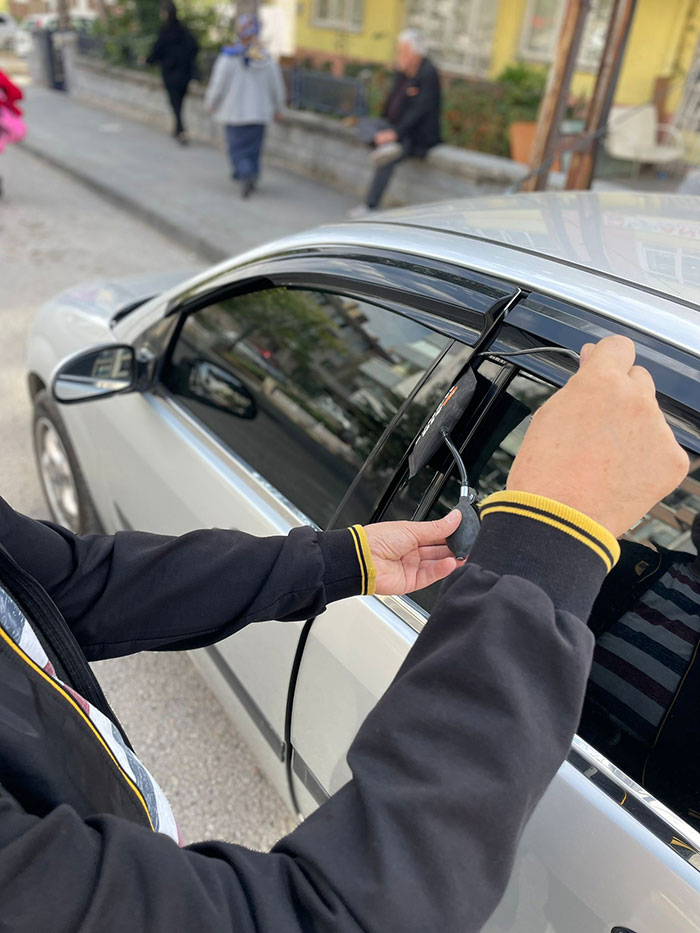 Kangal Oto Kilitçisi